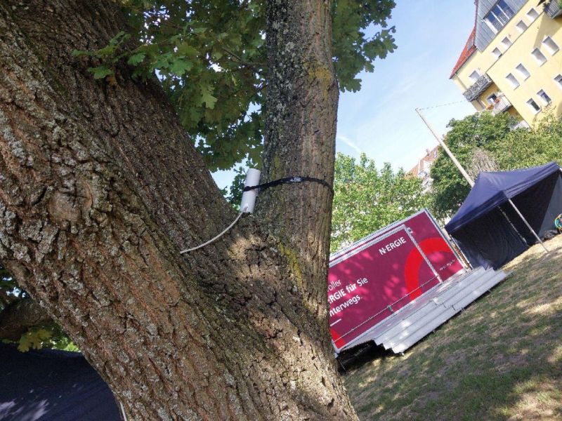 Datei:Südstadtfest2025-jugendbühne-accesspoint.jpeg