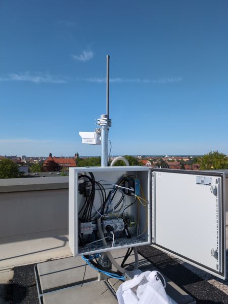 Datei:Frankencampus AEberle Funkmast01.jpg