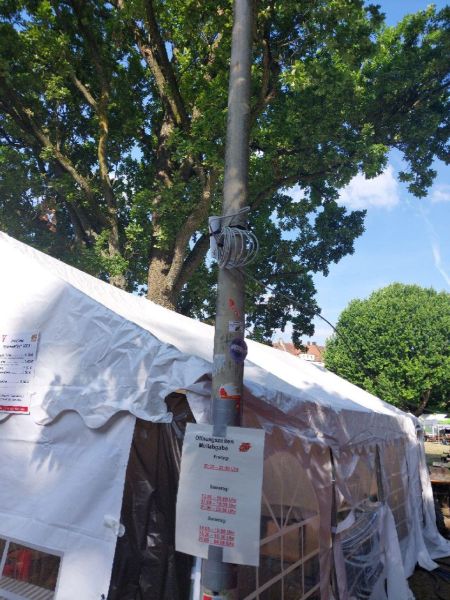 Datei:Südstadtfest2025-spielplatz-accesspoint.jpeg