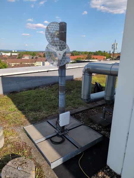 Datei:Frankencampus Mast neu01.jpg
